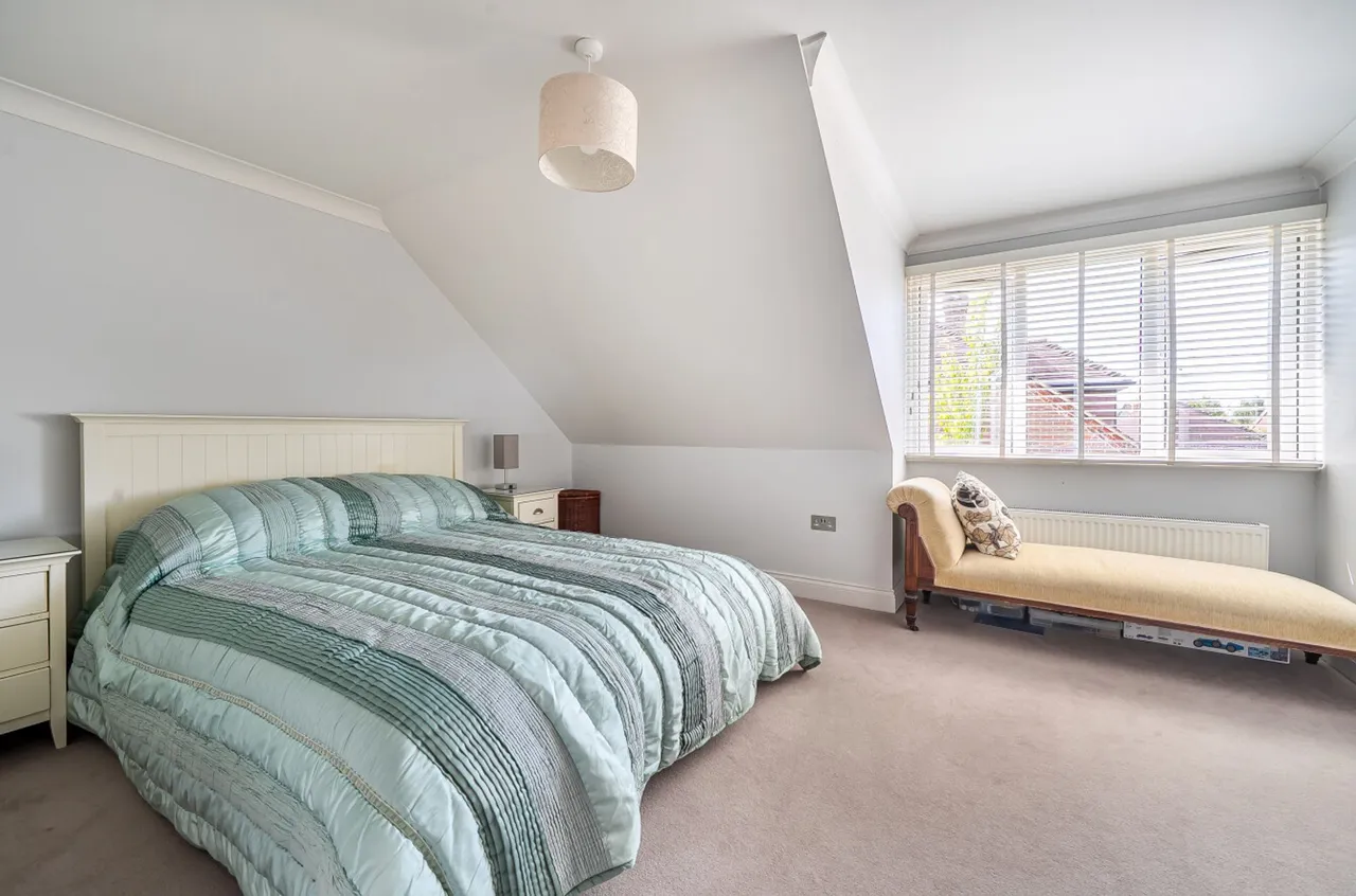 Broad Road, Hambrook, PO18, photo 36