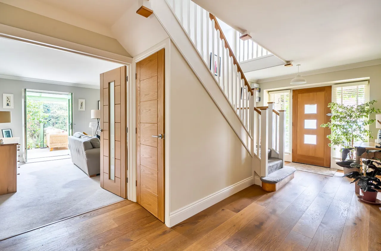 Broad Road, Hambrook, PO18, photo 6