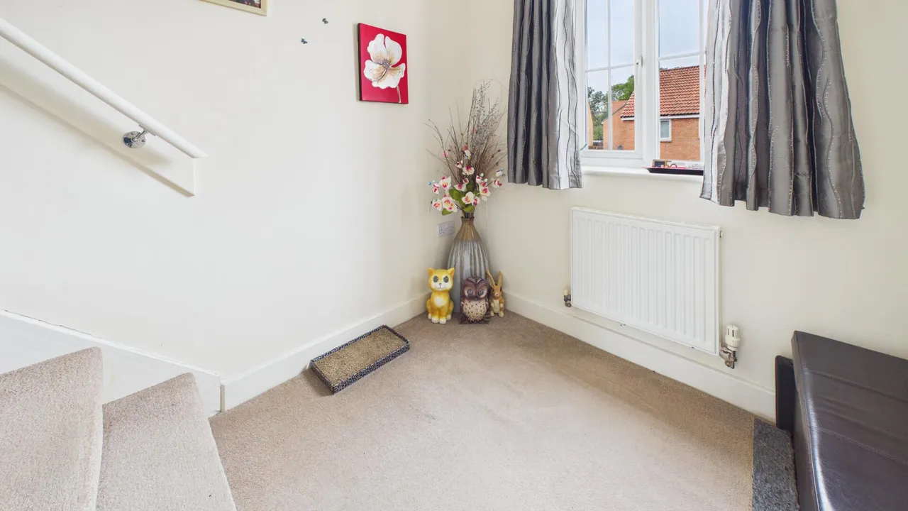 Sandown Drive, Bourne, PE10, photo 11