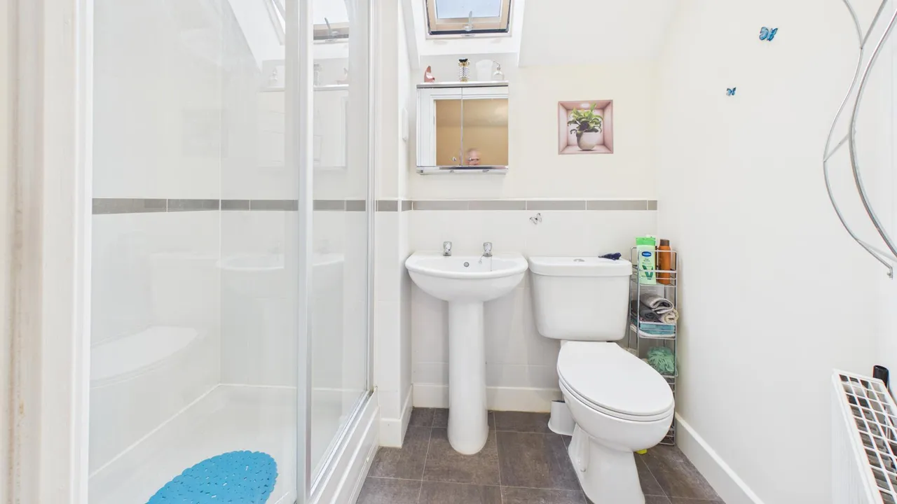 Sandown Drive, Bourne, PE10, photo 20
