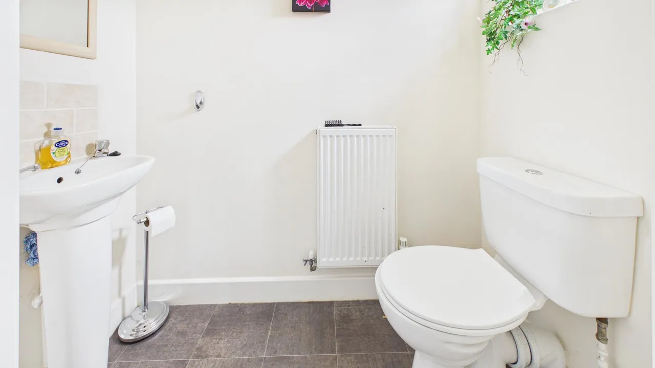 Sandown Drive, Bourne, PE10, photo 9