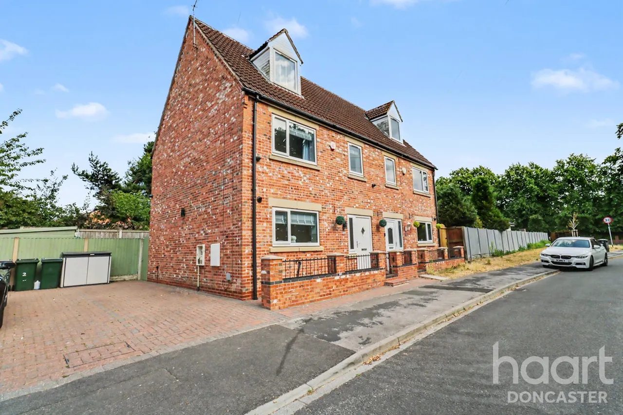 Hund Oak Drive, Hatfield. Doncaster, DN7, photo 26