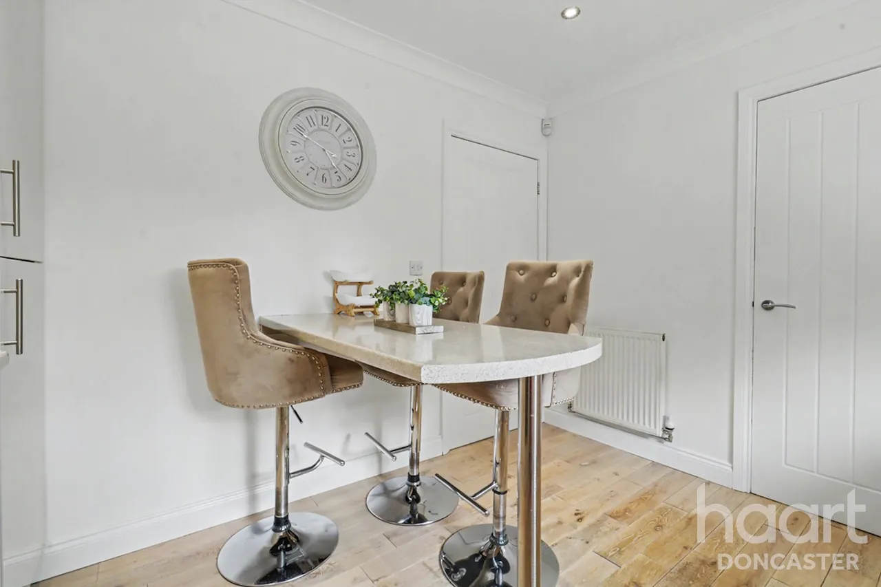 Hund Oak Drive, Hatfield. Doncaster, DN7, photo 8