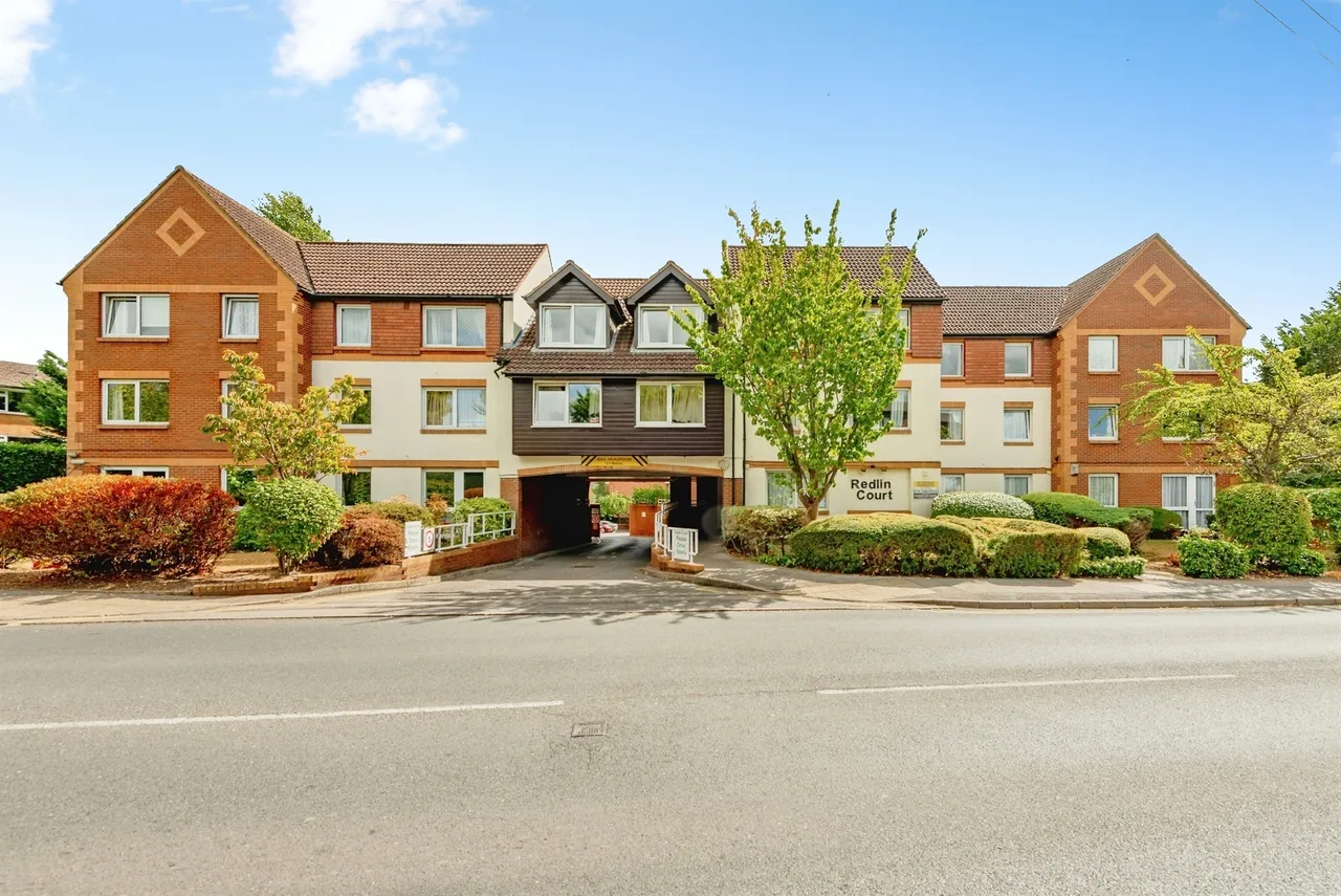 1 bed retirement property for sale, Linkfield Lane, Redhill, RH1