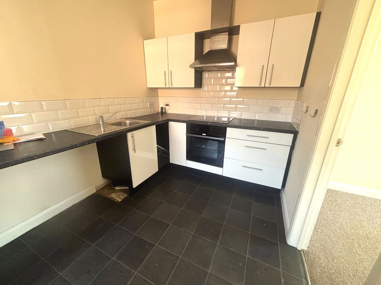 King Edward Road, Northampton, NN1 5LF, photo 6