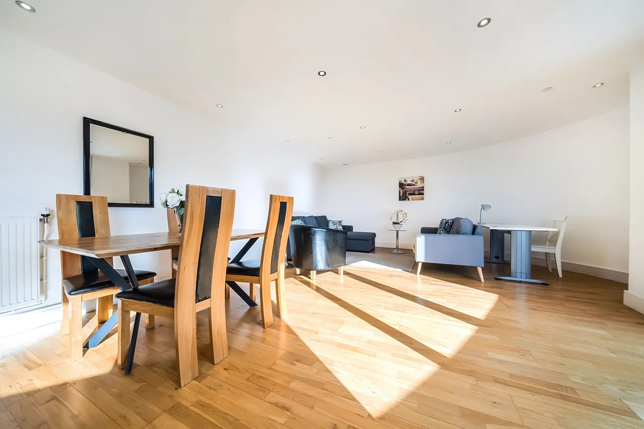 2 bed flat for sale — 57 Admirals Tower, 8 Dowells Street, London