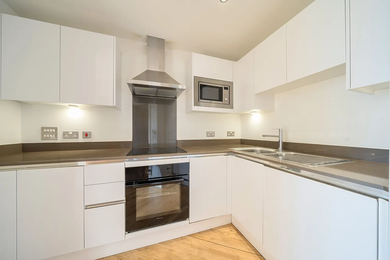 57 Admirals Tower, 8 Dowells Street, London, photo 4