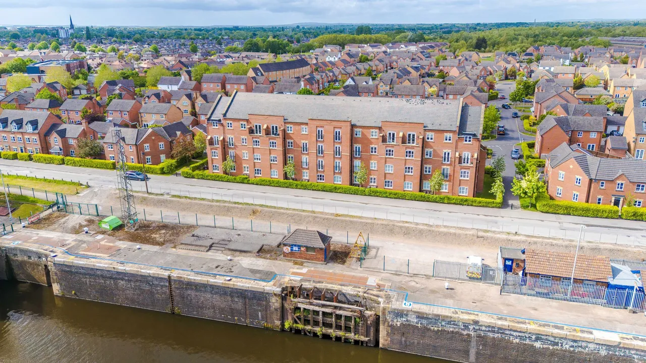 Apartment 1, Nightingale Court Edgewater Place, Warrington, Warrington, WA4 1BF, photo 15