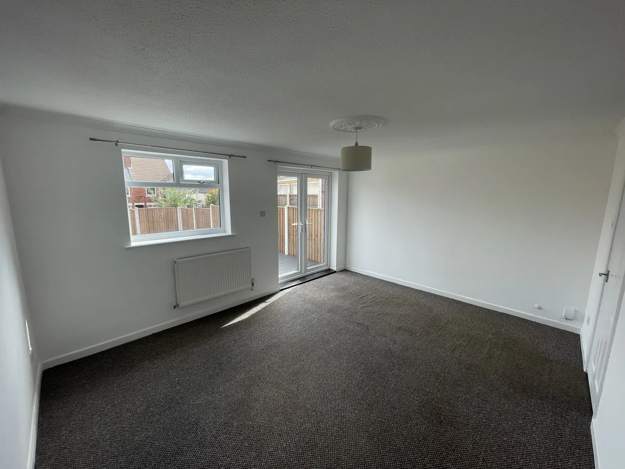 Albert Street, DE55, photo 3