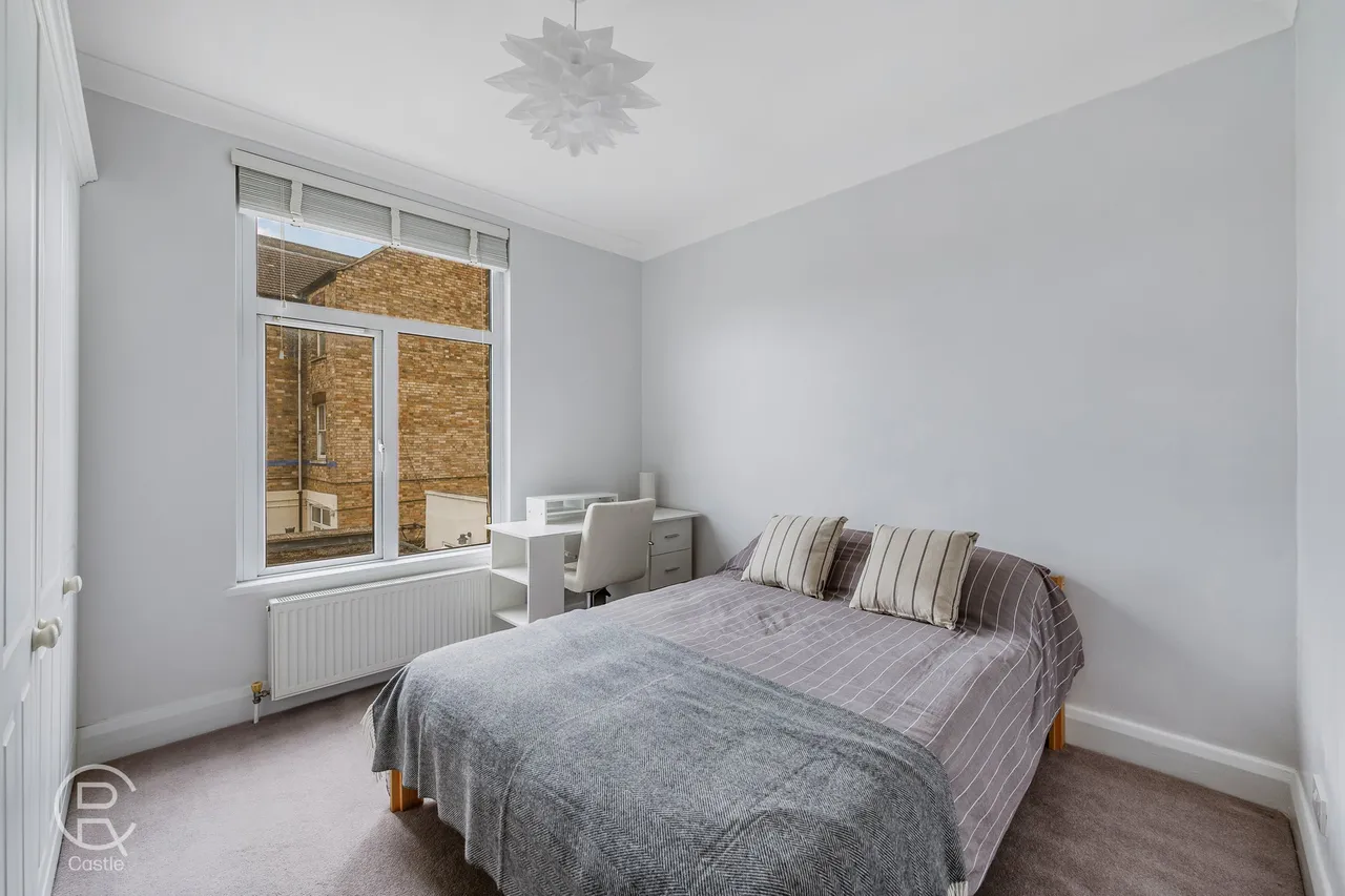 Greenford Avenue, London, W7 1LL, photo 6