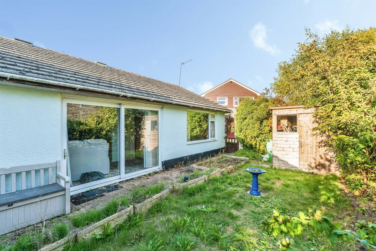 Lansdowne Gardens, Romsey, photo 11