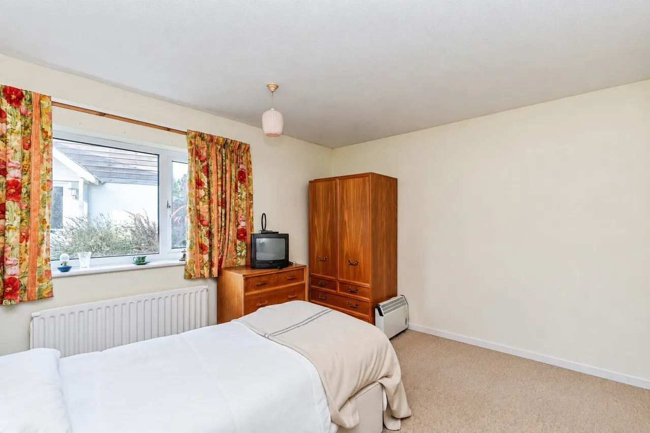 Lansdowne Gardens, Romsey, photo 8