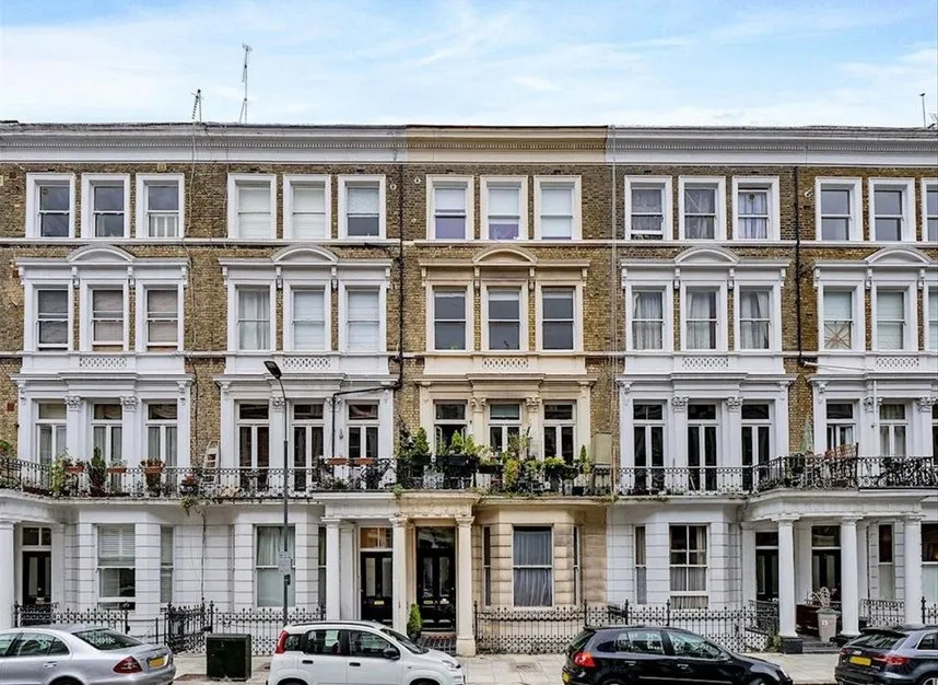 2 bed flat for sale — Castletown Road, West Kensington, W14