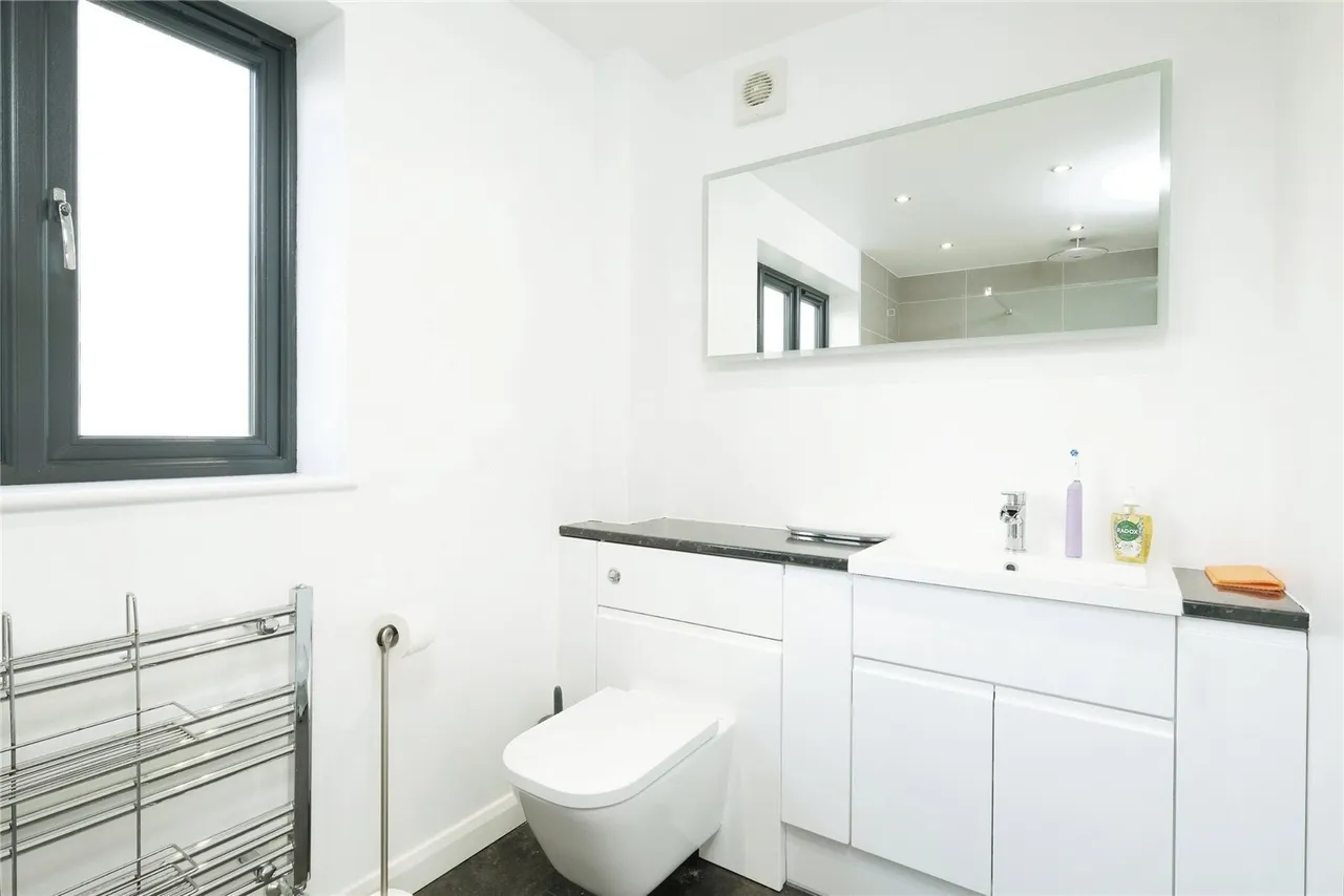 Kingston Road, Slimbridge, GL2, photo 24