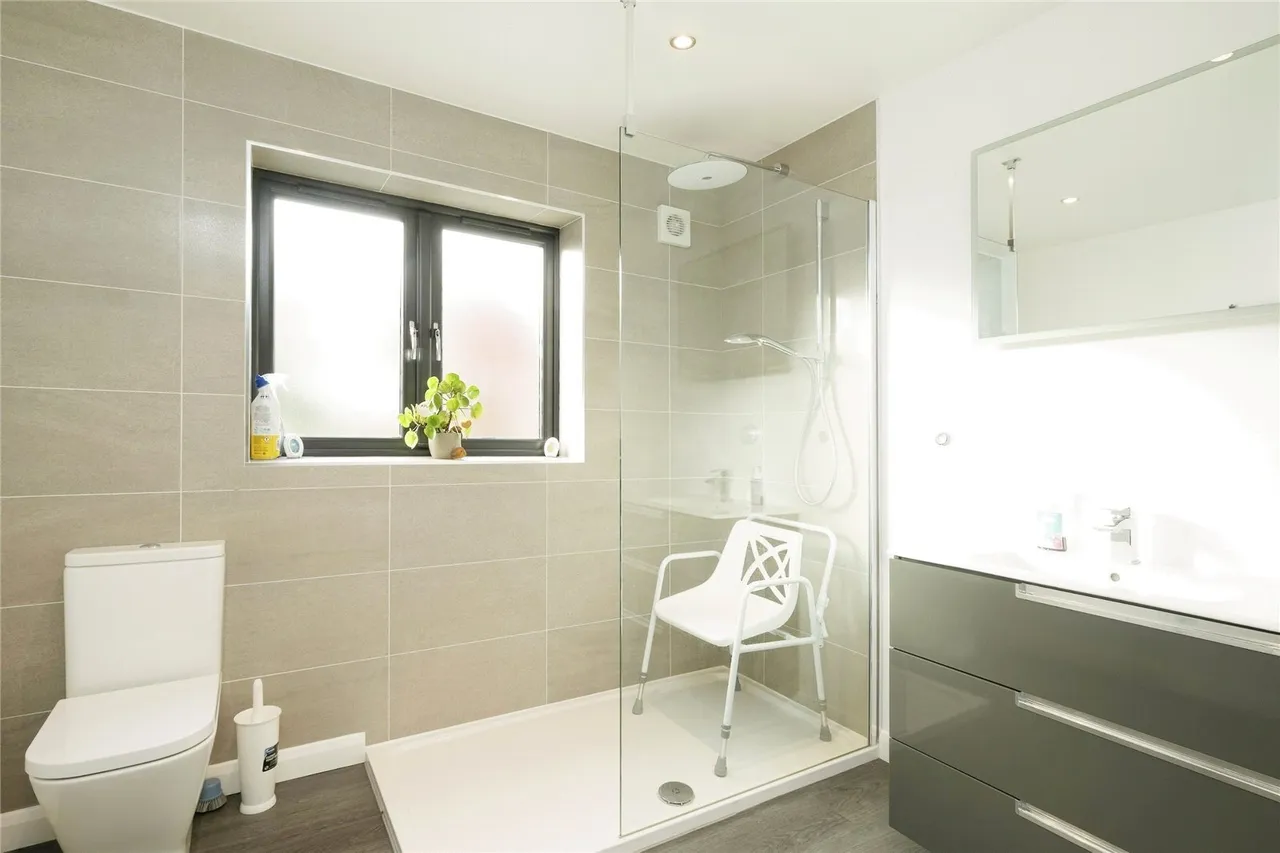 Kingston Road, Slimbridge, GL2, photo 14