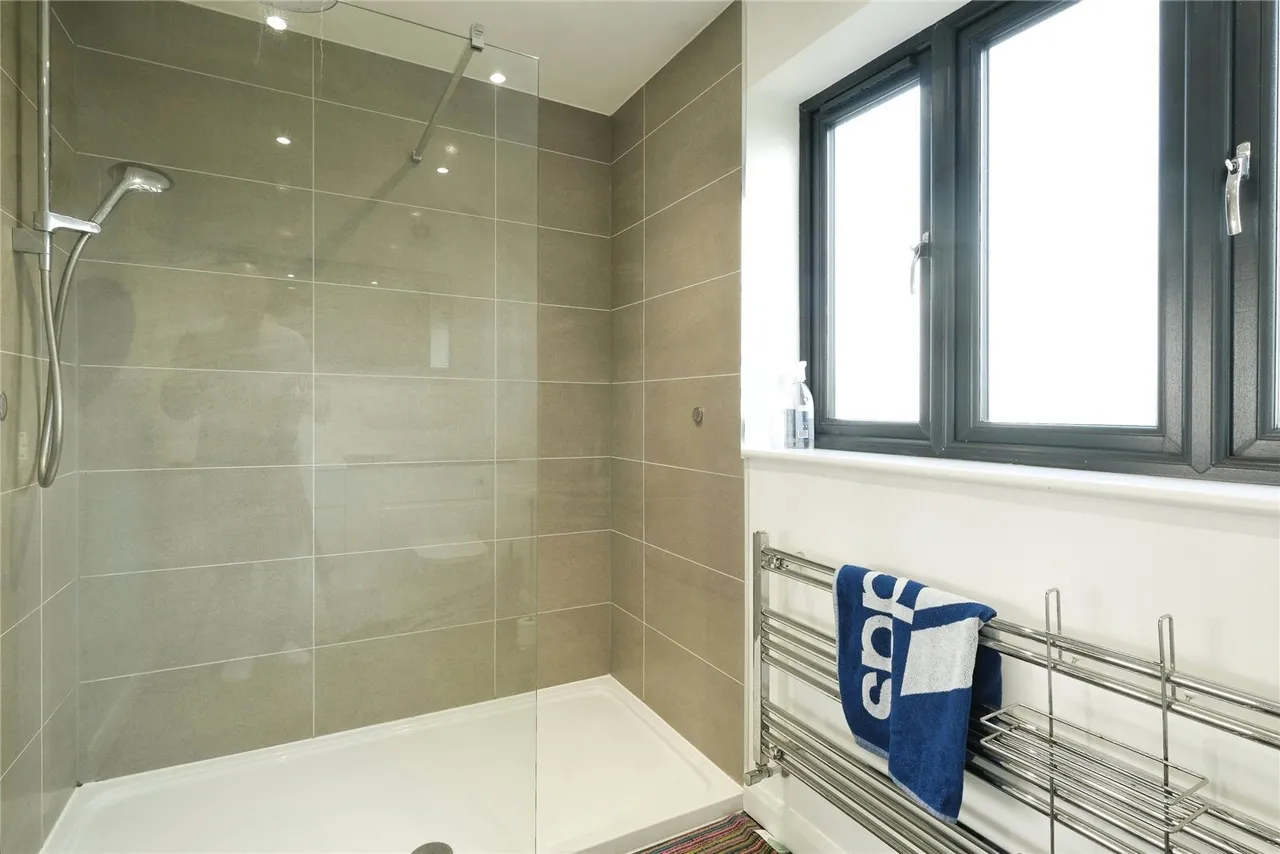 Kingston Road, Slimbridge, GL2, photo 23