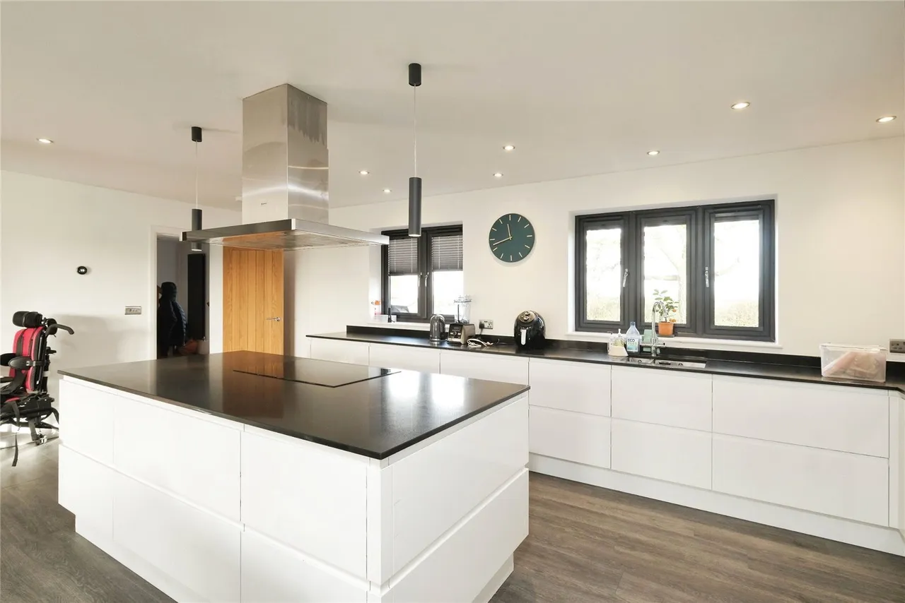 Kingston Road, Slimbridge, GL2, photo 16