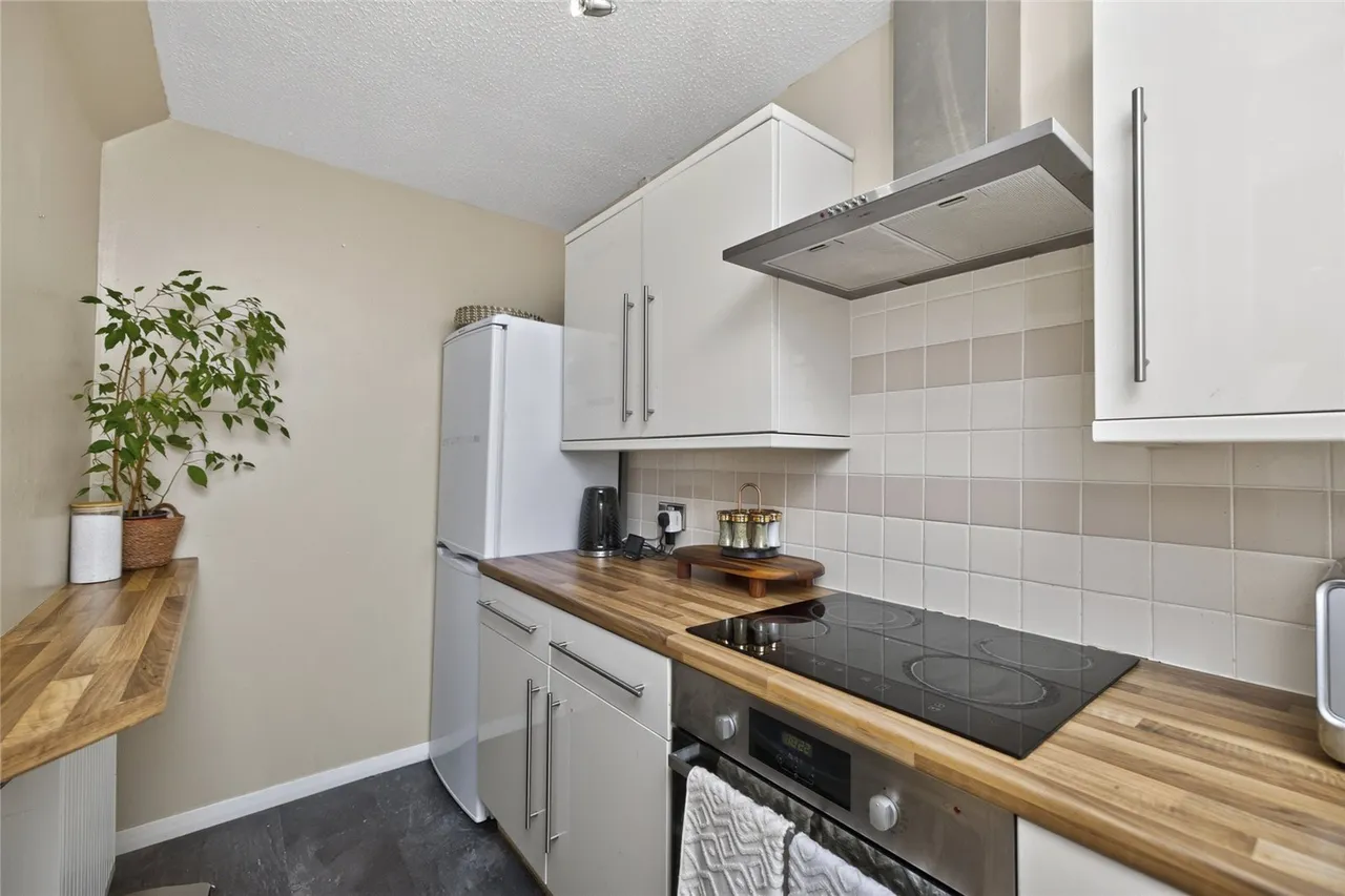 Lee Crescent North, Bridge of Don, AB22, photo 6