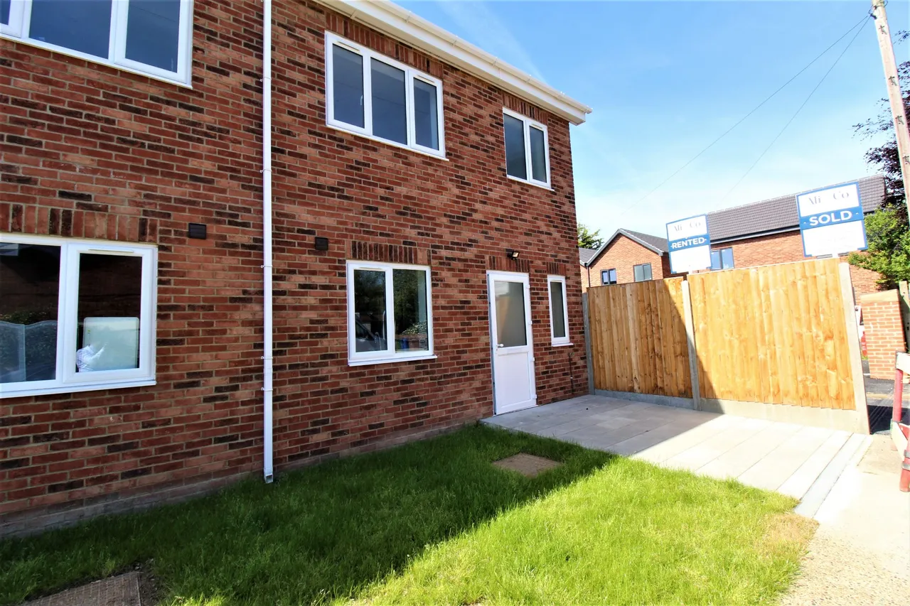 3 bed house for sale — Grays, Essex, RM16 4JJ