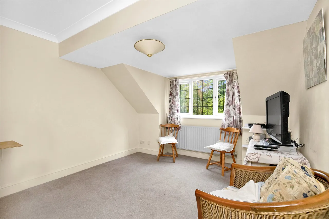 Liphook Road, Whitehill, GU35, photo 22
