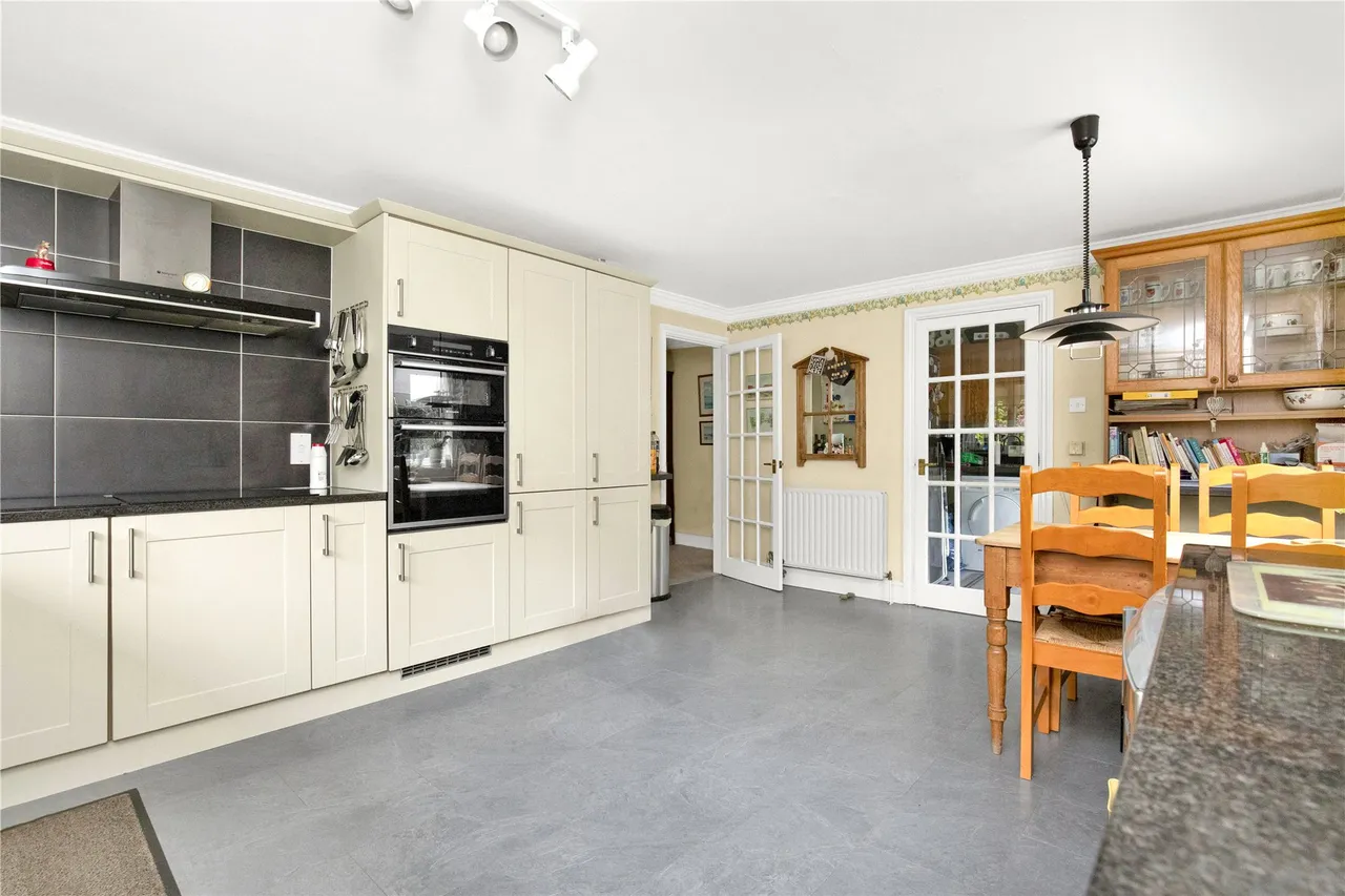 Liphook Road, Whitehill, GU35, photo 9
