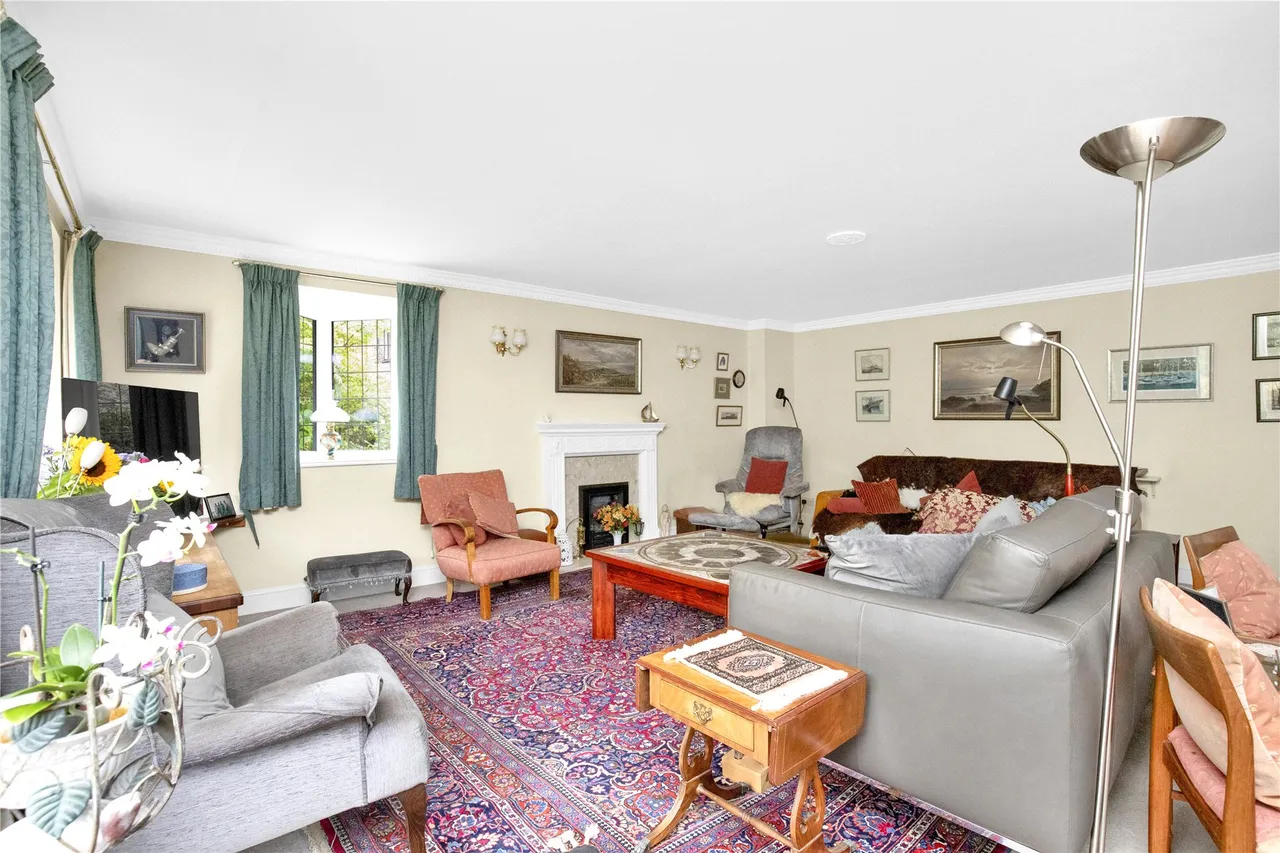 Liphook Road, Whitehill, GU35, photo 6