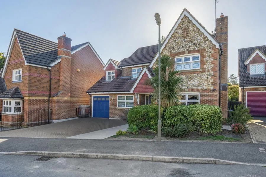 Strathcona Gardens, Knaphill, GU21, photo 21