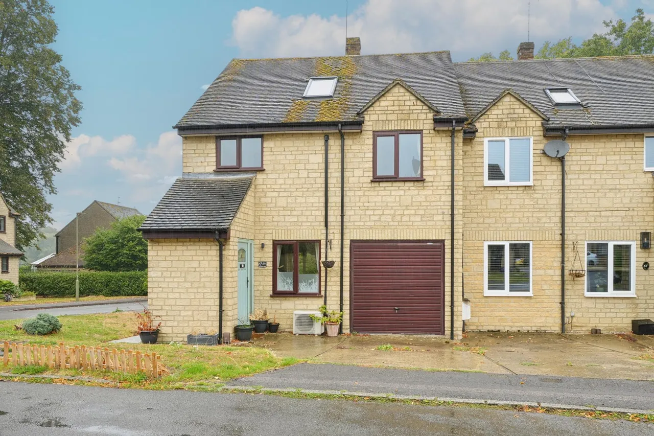 4 bed house for sale, Newland Mill, Witney, OX28
