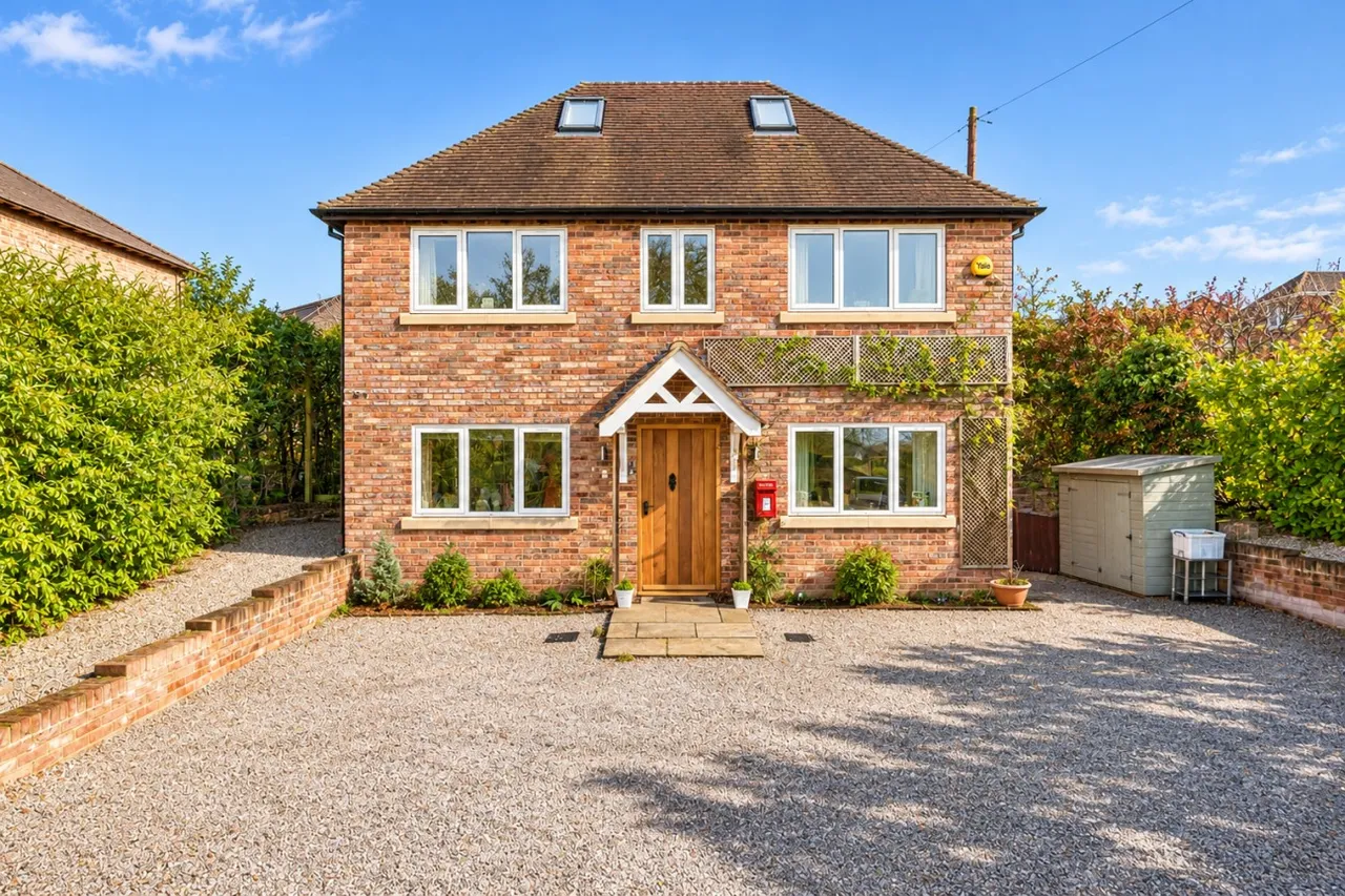4 bed house for sale, Chilbolton, Stockbridge, SO20