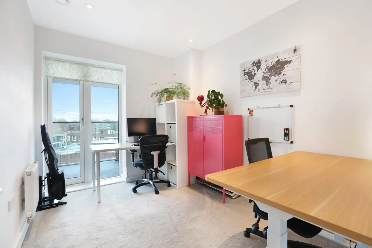 Camberwell Road, London, SE5, photo 6