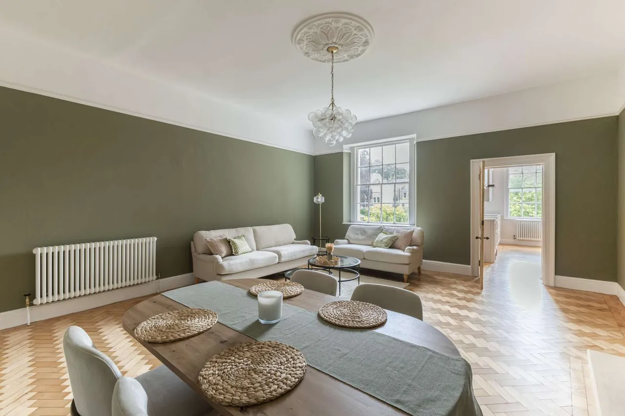 Lansdown Crescent, Bath, Somerset, BA1 5EX, photo 3