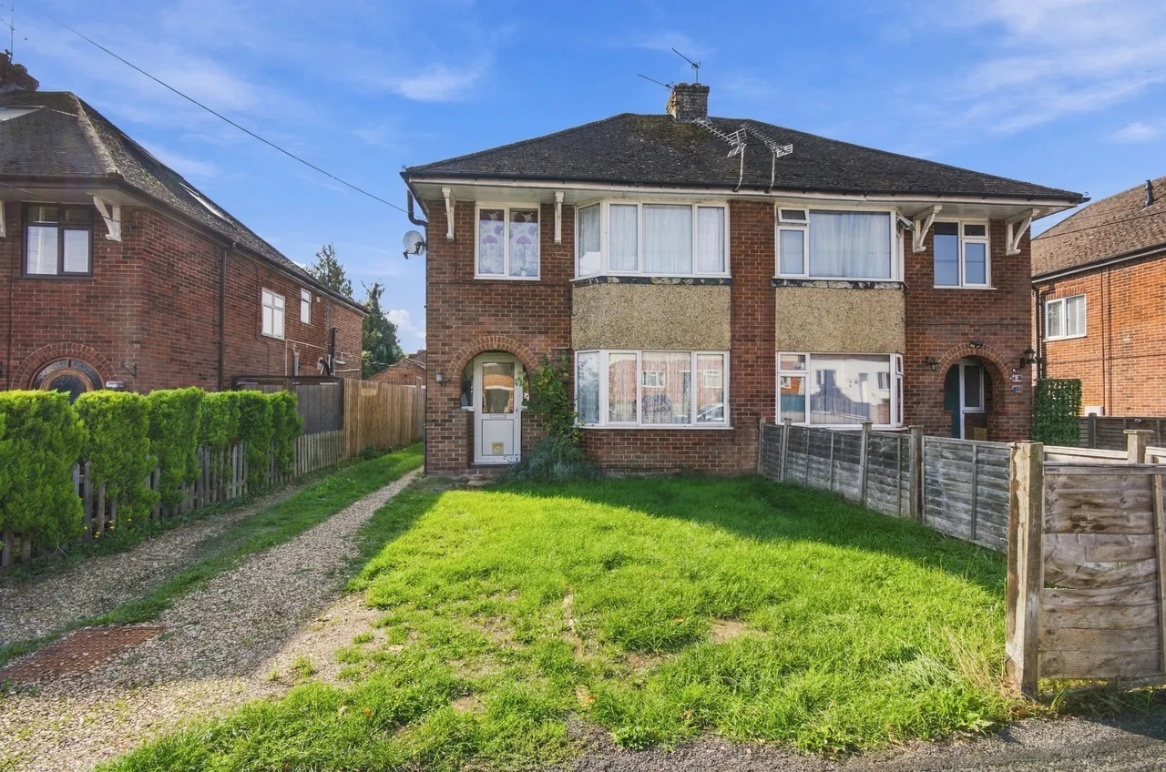 1 bed flat for sale, Tollgate Road, Andover, SP10