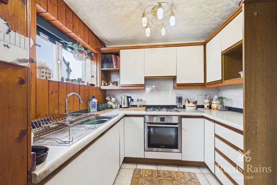 Pear Tree Crescent, Walton-le-Dale, Lancashire, PR5, photo 4