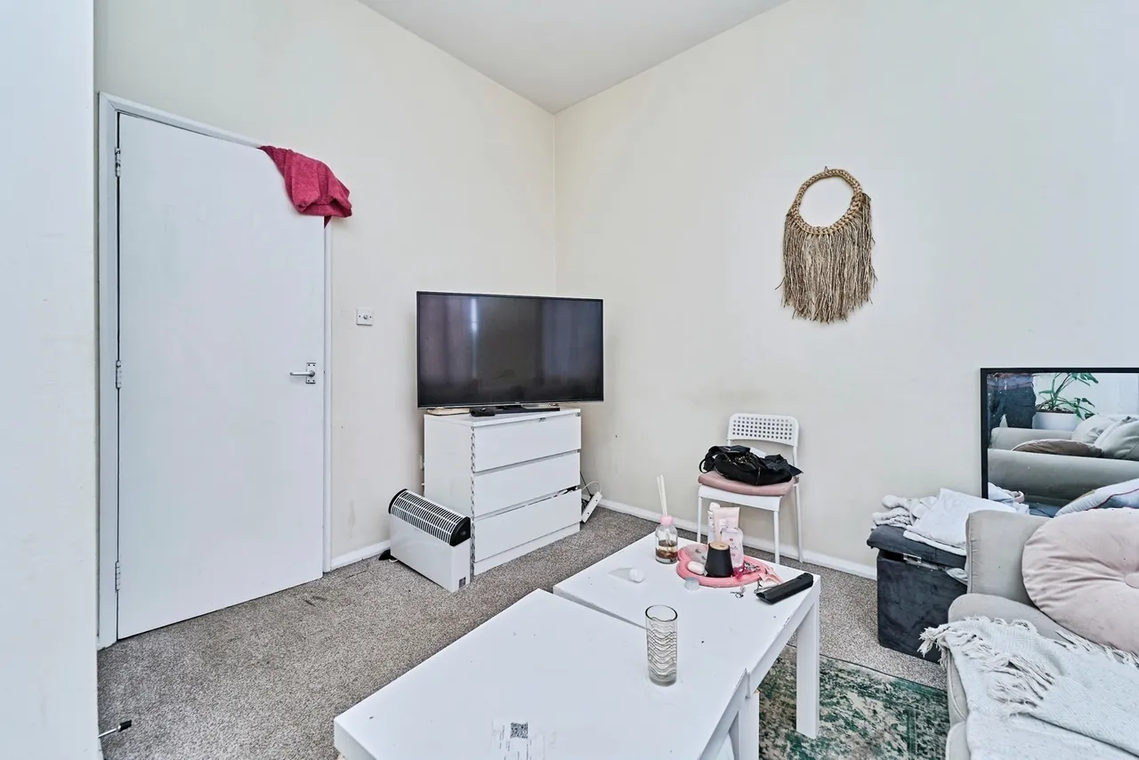 Butts Road, Walsall, West Midlands, WS4, photo 5