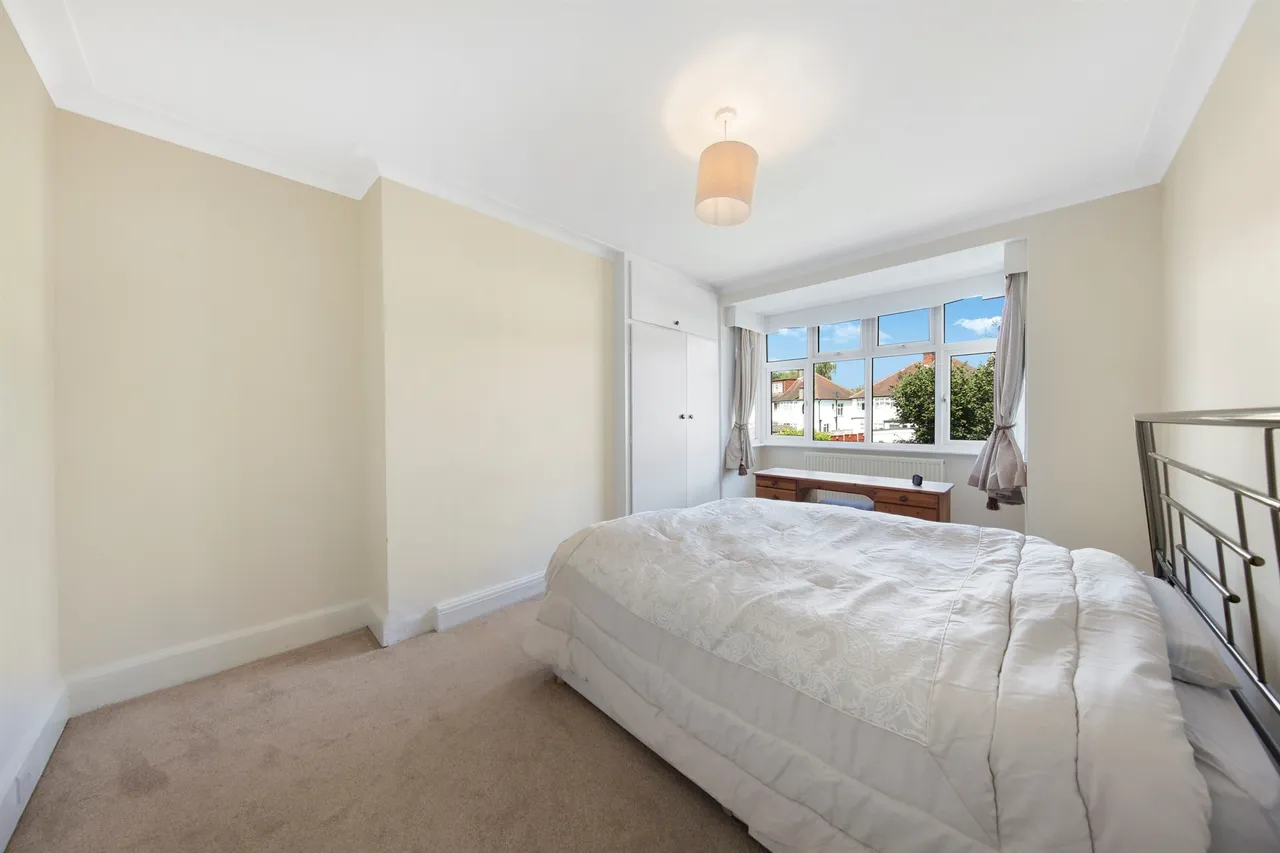 Hall Lane, London, NW4, photo 14