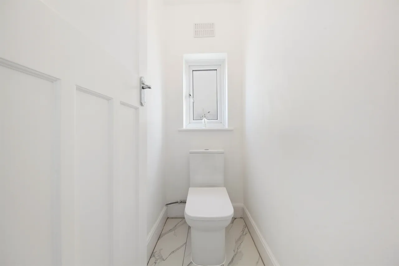 Hall Lane, London, NW4, photo 12