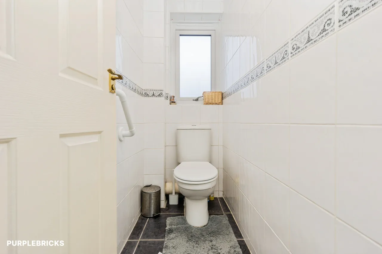 Ashdale Close, South Reddish, SK5, photo 18