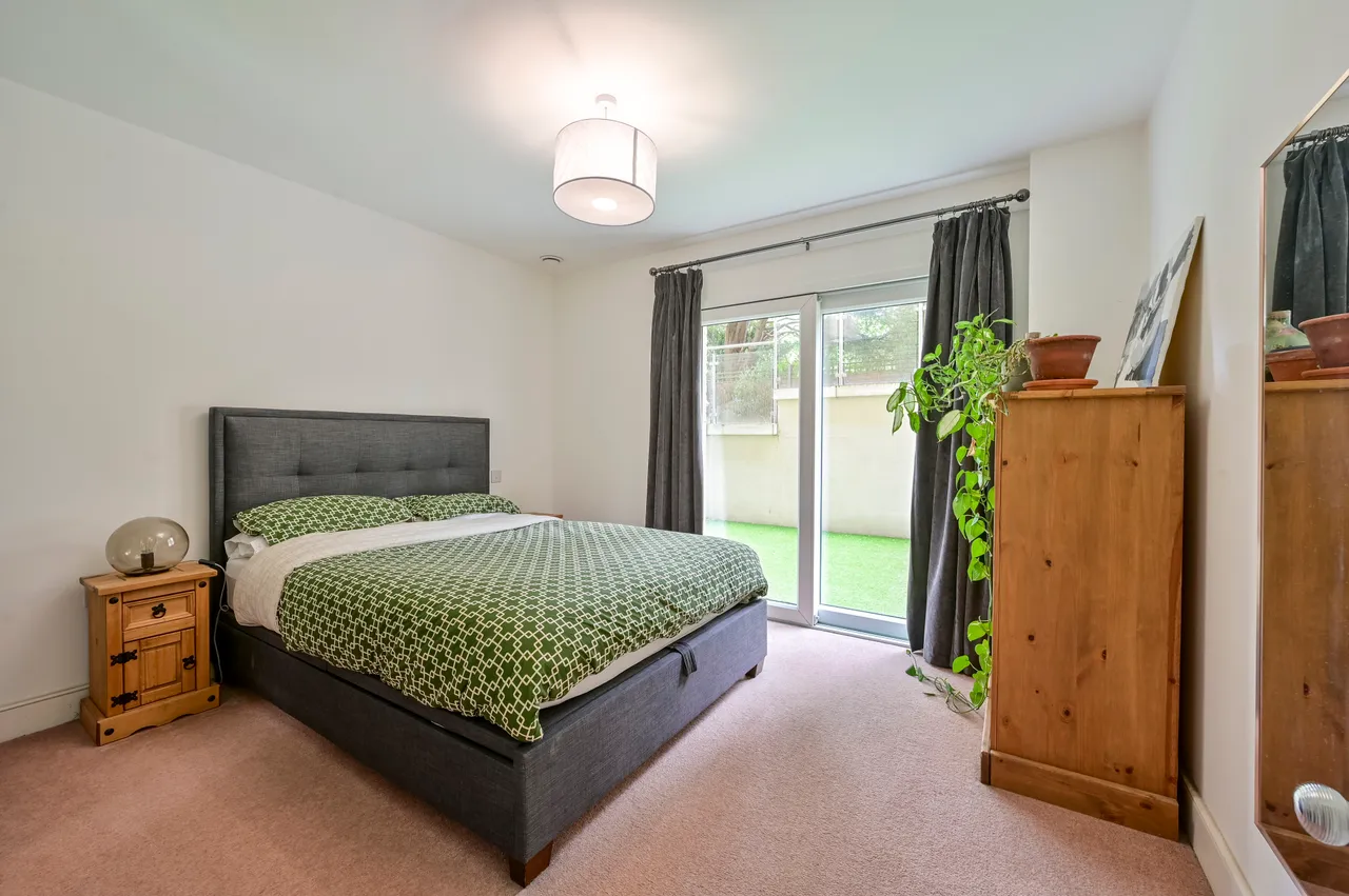 Flat 9, 5 Oakhill Road, London, photo 14