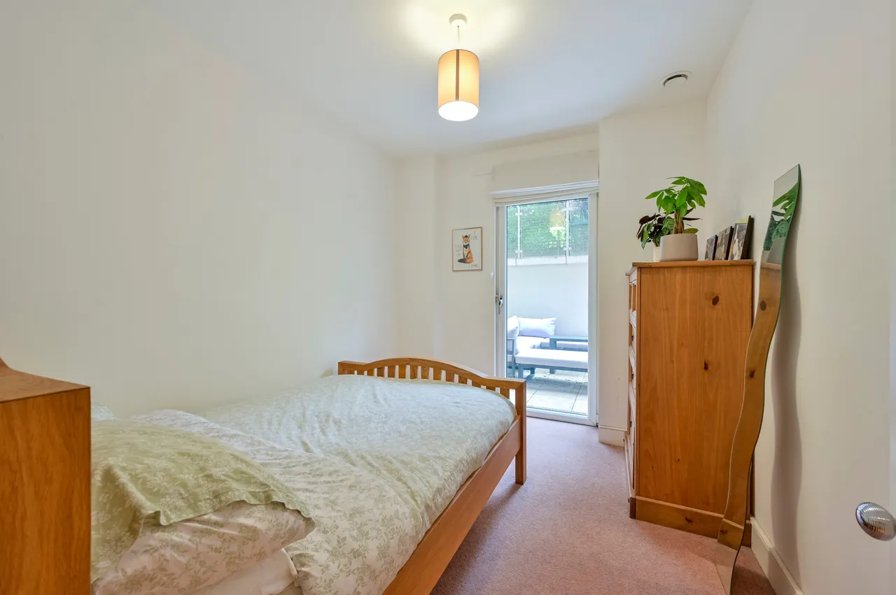 Flat 9, 5 Oakhill Road, London, photo 13