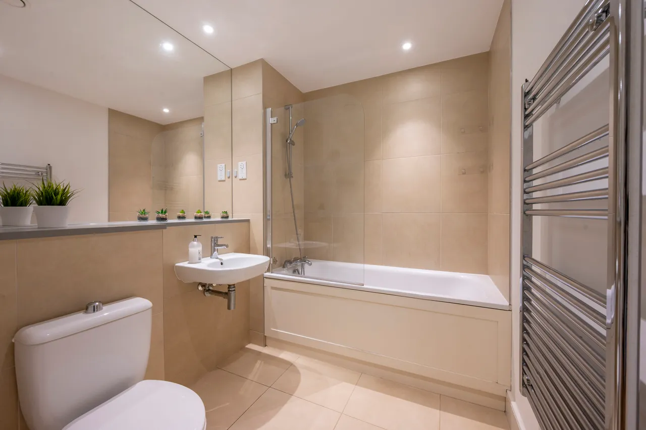 Flat 9, 5 Oakhill Road, London, photo 16