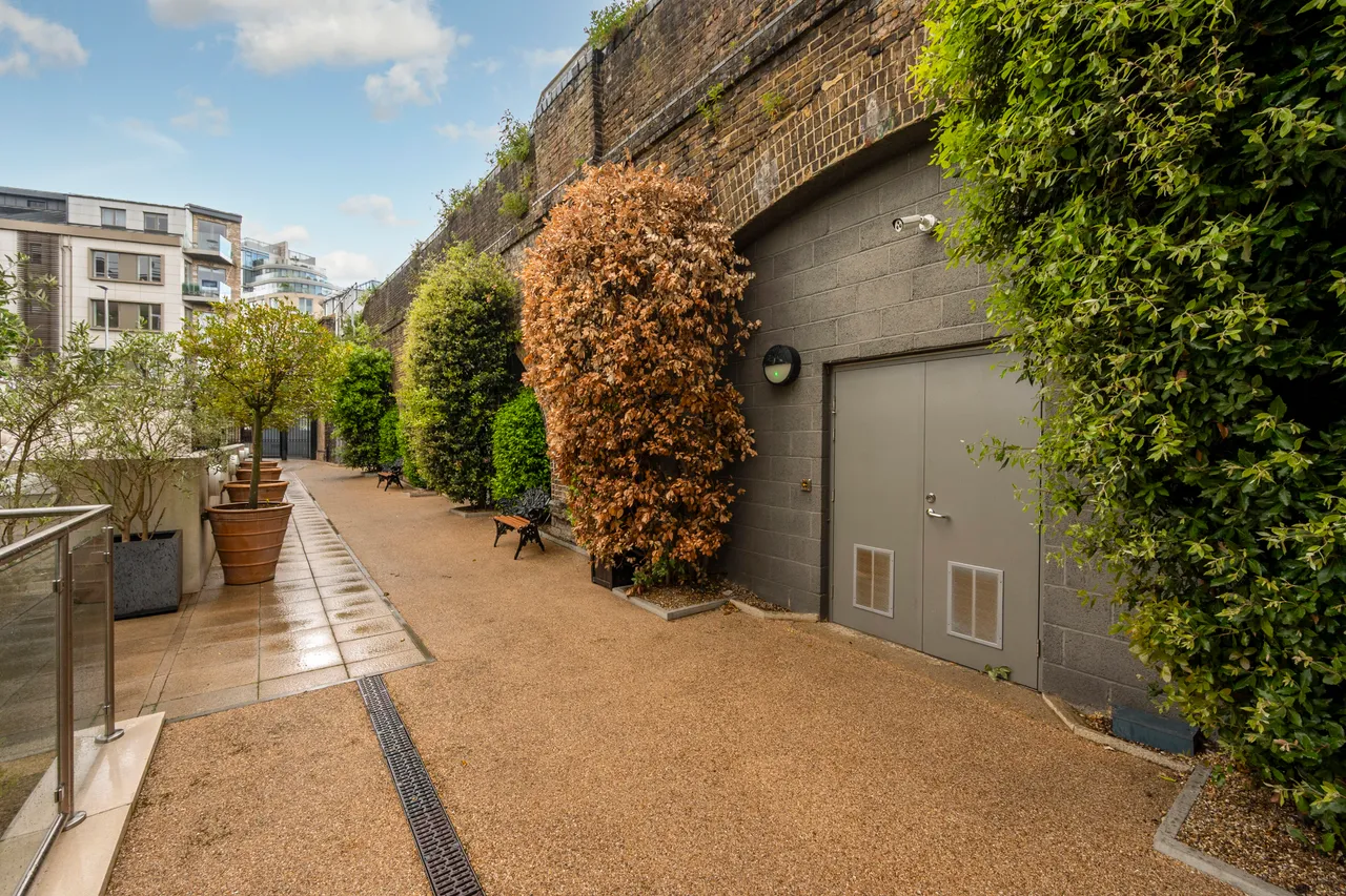 Flat 9, 5 Oakhill Road, London, photo 20