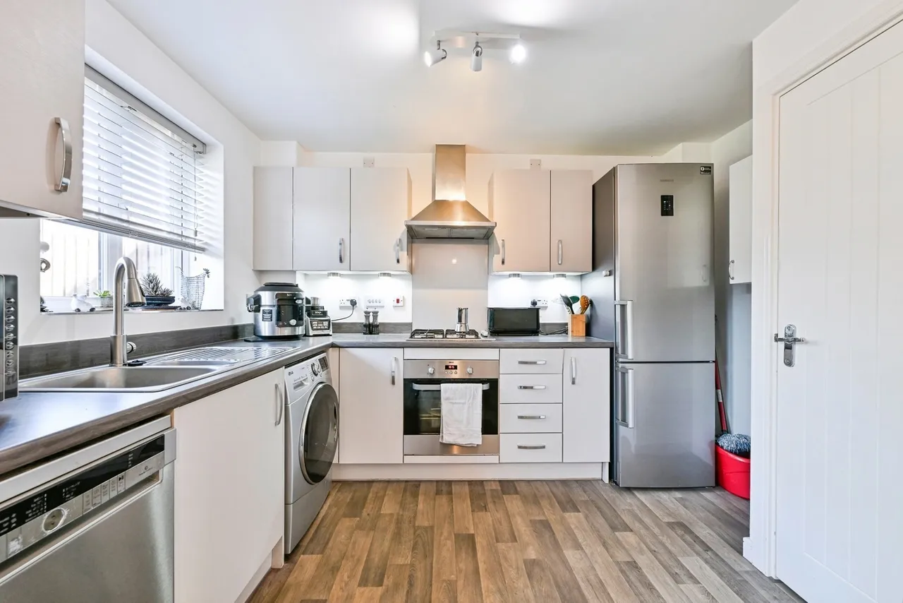 Chalfont Drive, NOTTINGHAM, Nottinghamshire, NG8, photo 6