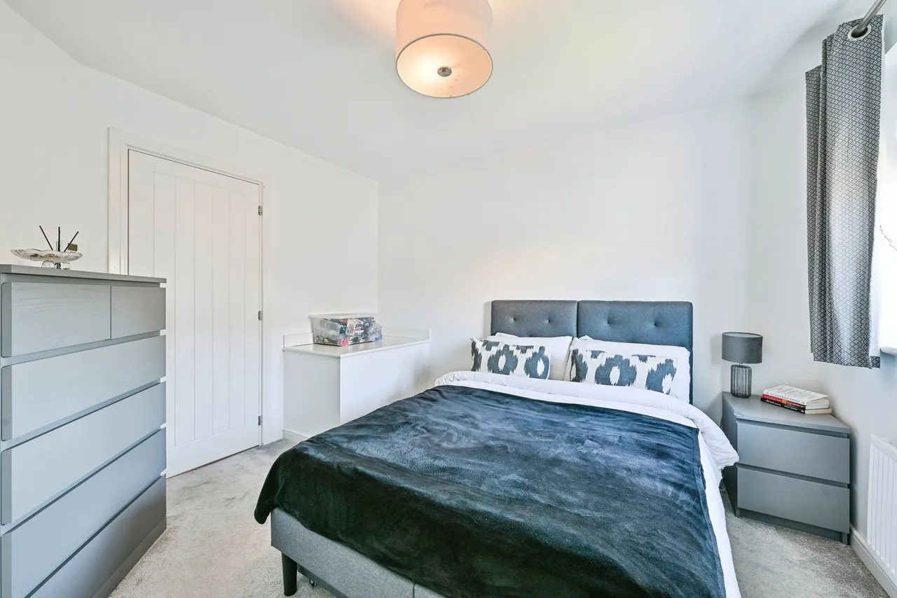 Chalfont Drive, NOTTINGHAM, Nottinghamshire, NG8, photo 10