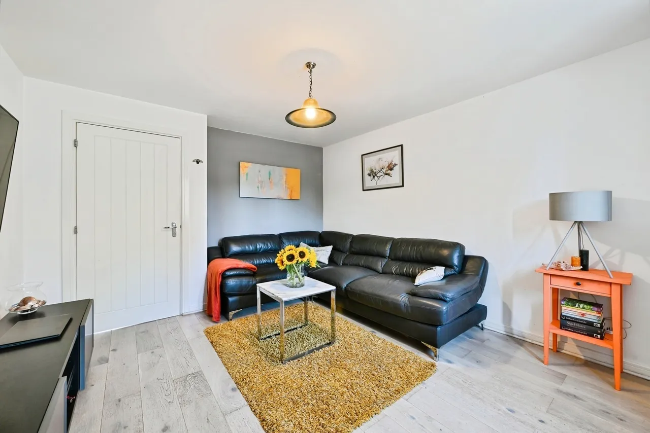 Chalfont Drive, NOTTINGHAM, Nottinghamshire, NG8, photo 4