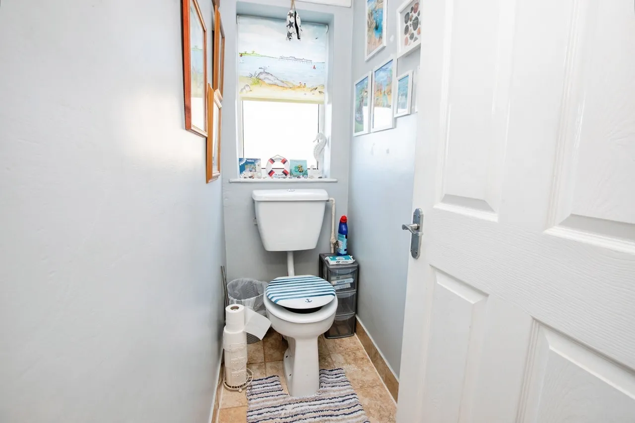 Abbott Crescent, Farnsfield, NG22, photo 14