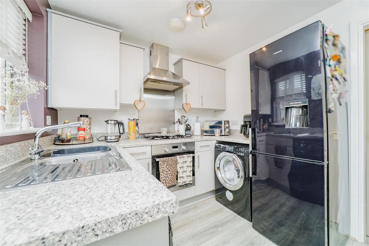 Ffordd Y Glannau, Barry, CF62 5BH, photo 8