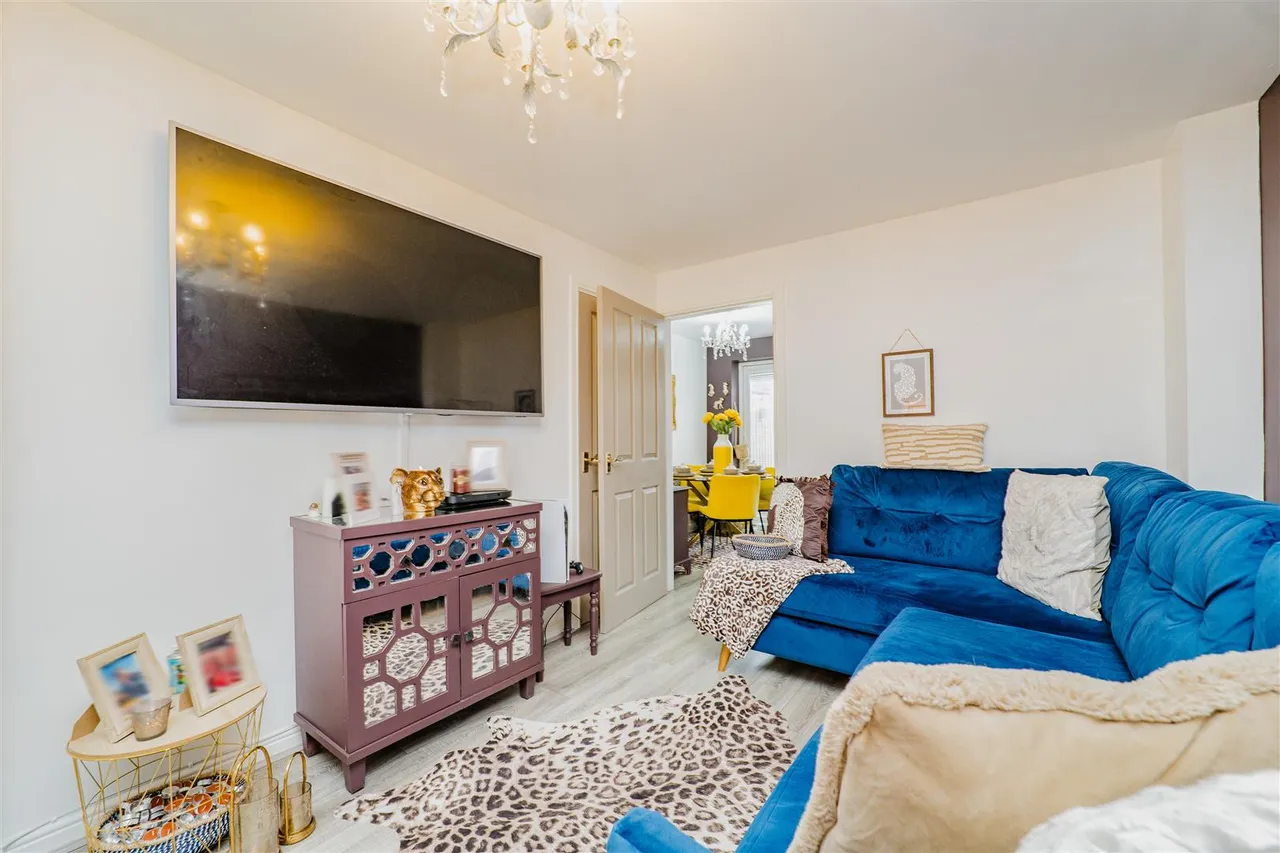 Ffordd Y Glannau, Barry, CF62 5BH, photo 5
