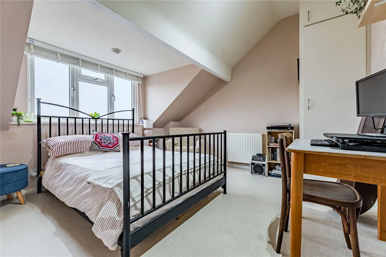 Rose Avenue, Horsforth, LS18, photo 11