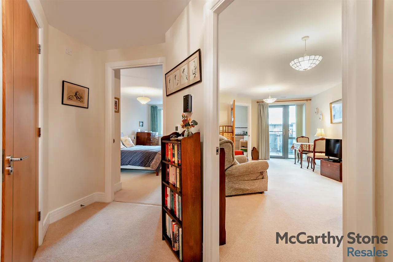 St. Georges Road, Cheltenham, GL50, photo 11