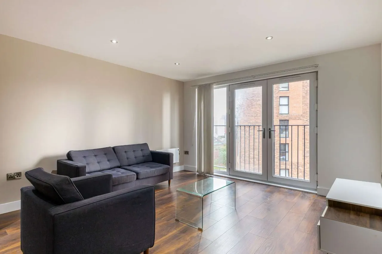 Ordsall Lane, Salford, M5, photo 2